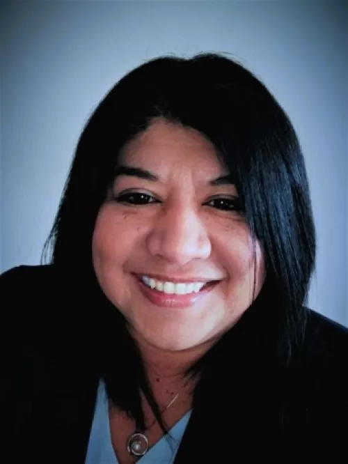 Jennifer Leos